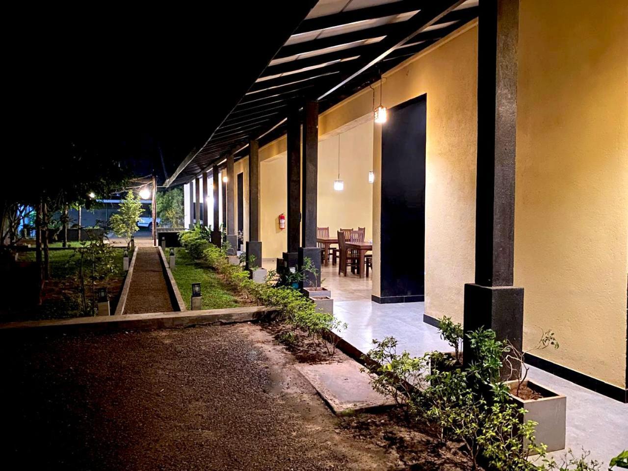 Athyantha Resort Анурадхапура Экстерьер фото