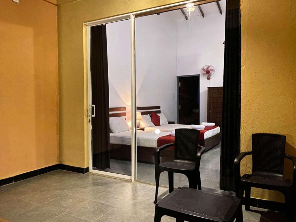 Athyantha Resort Анурадхапура Экстерьер фото